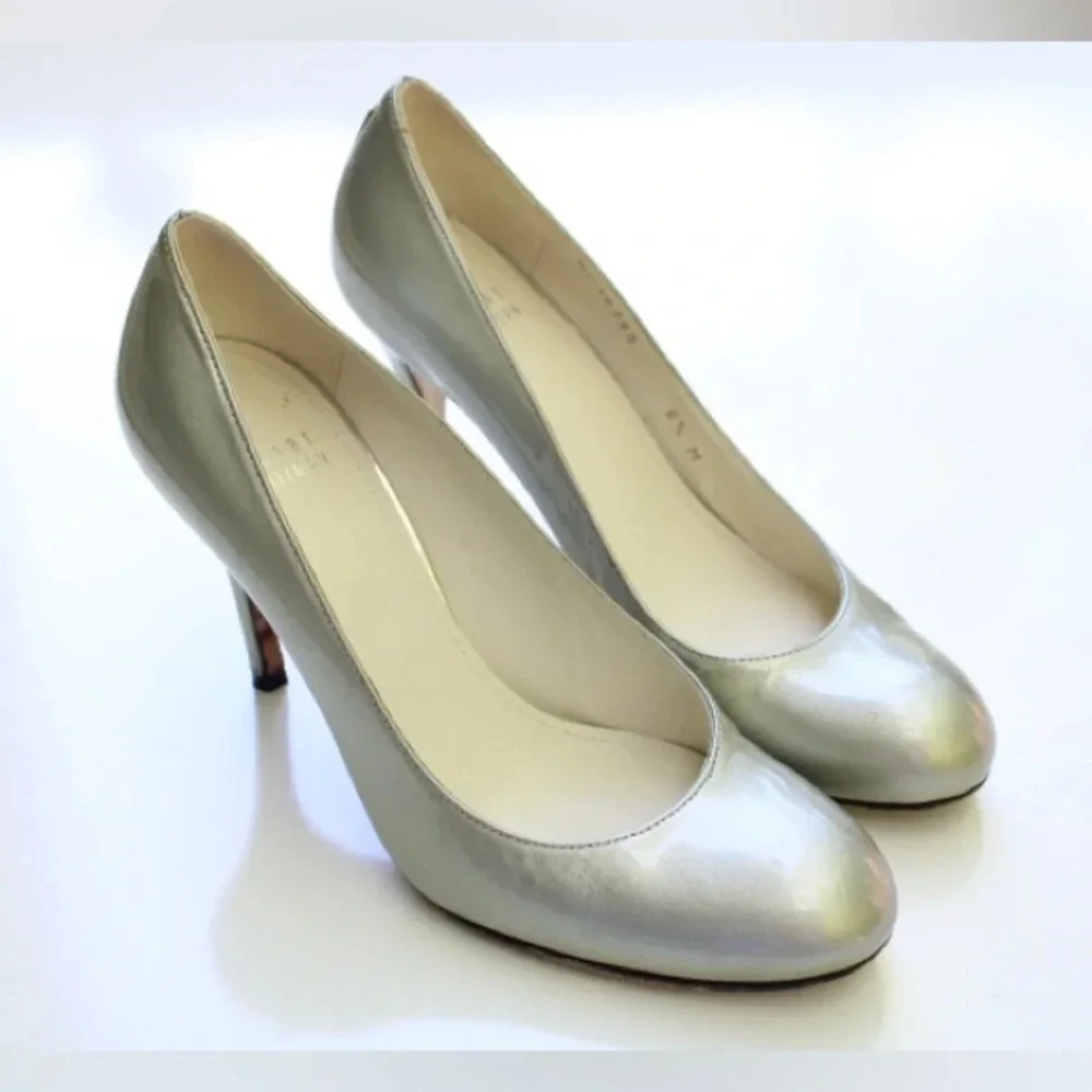 Stuart Weitzman pumps